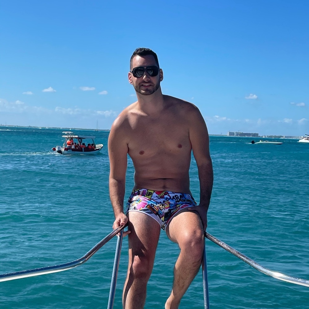Meet your Posher, Jason